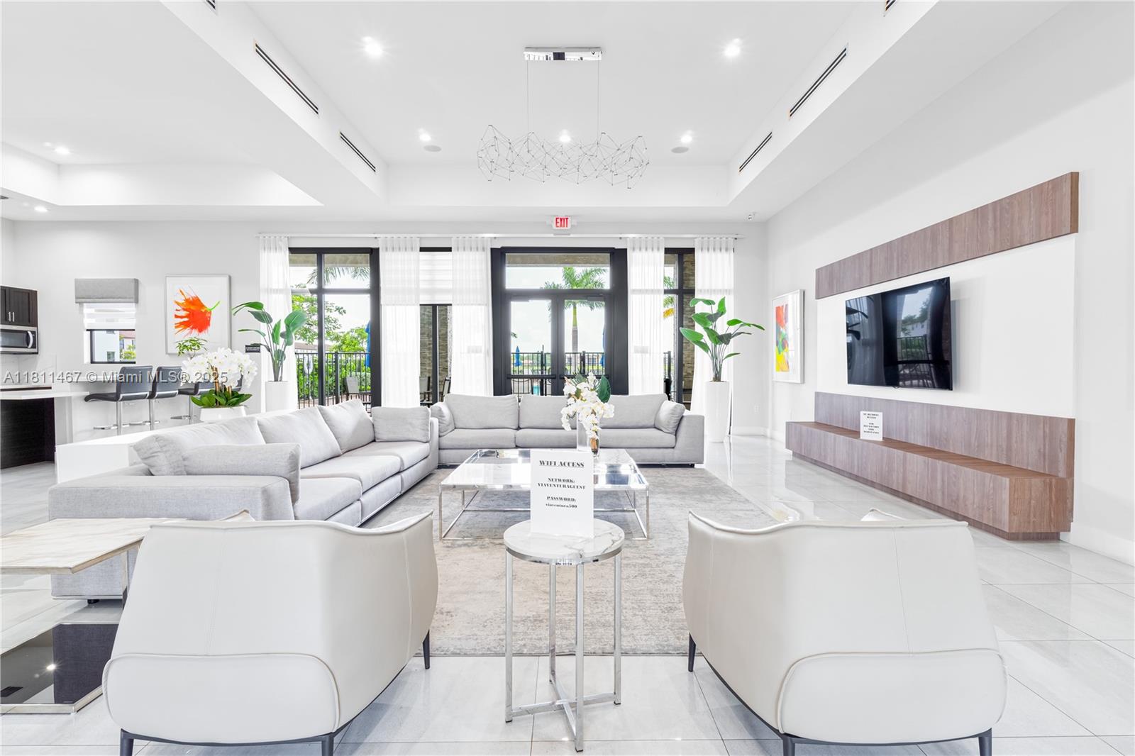 817 Ne 211th St Property Photo 19