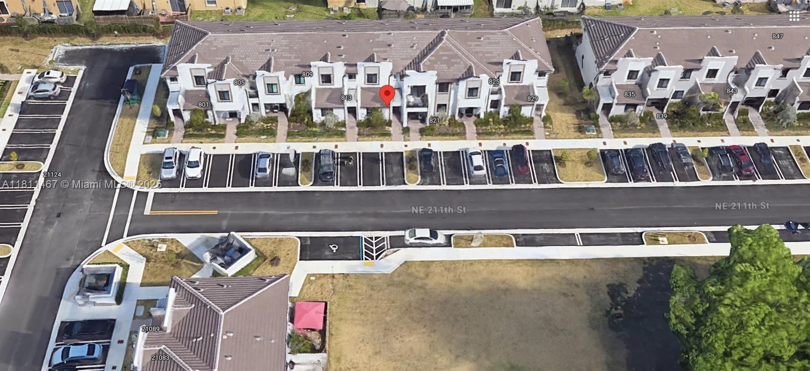 817 Ne 211th St Property Photo 21