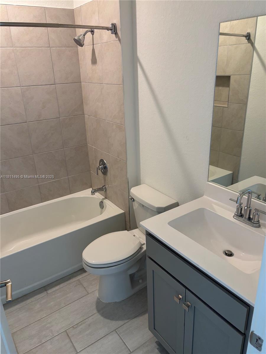 2468 Se 10th Ct 2468 Property Photo 14