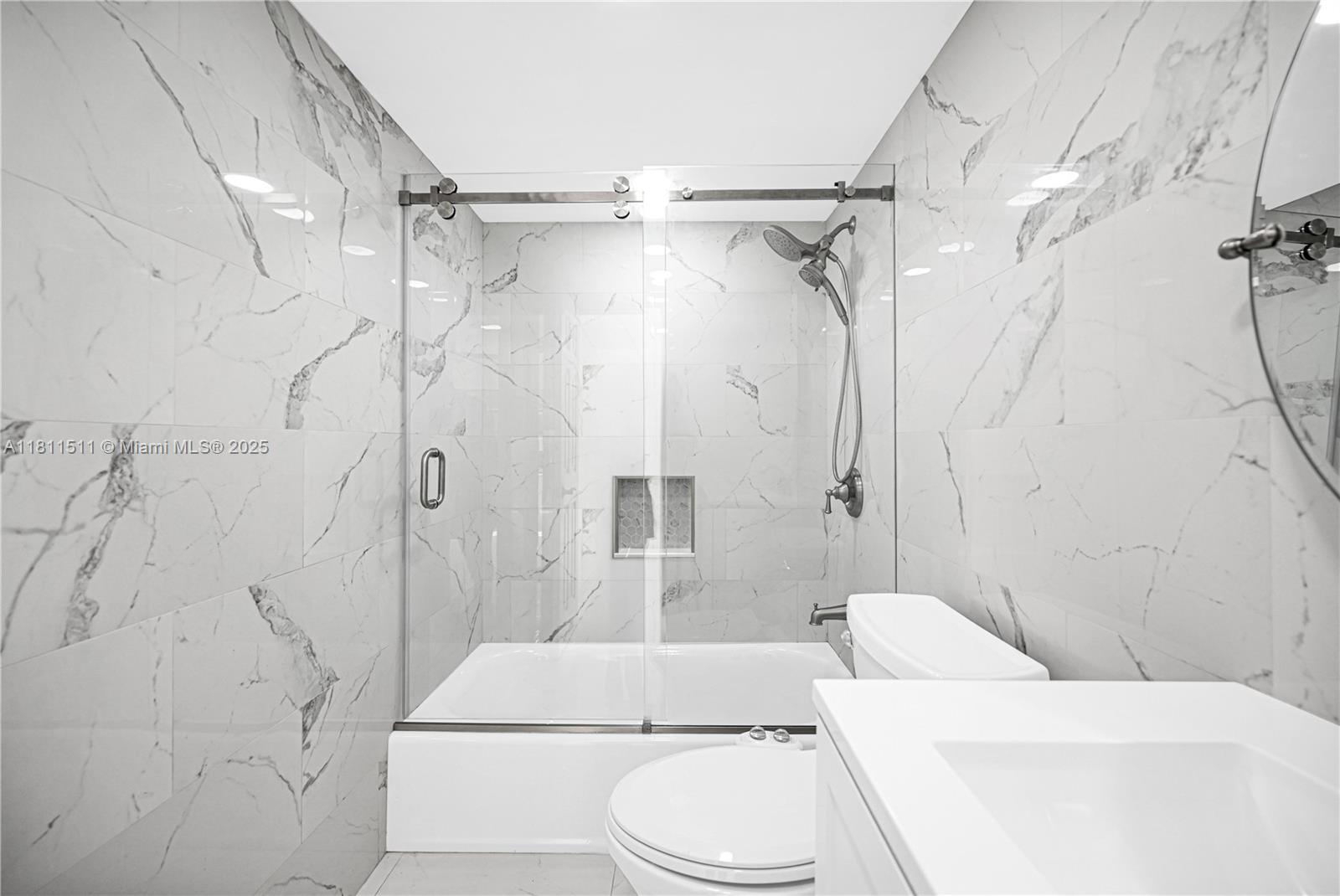 132 S Cypress Rd 518 Property Photo 18