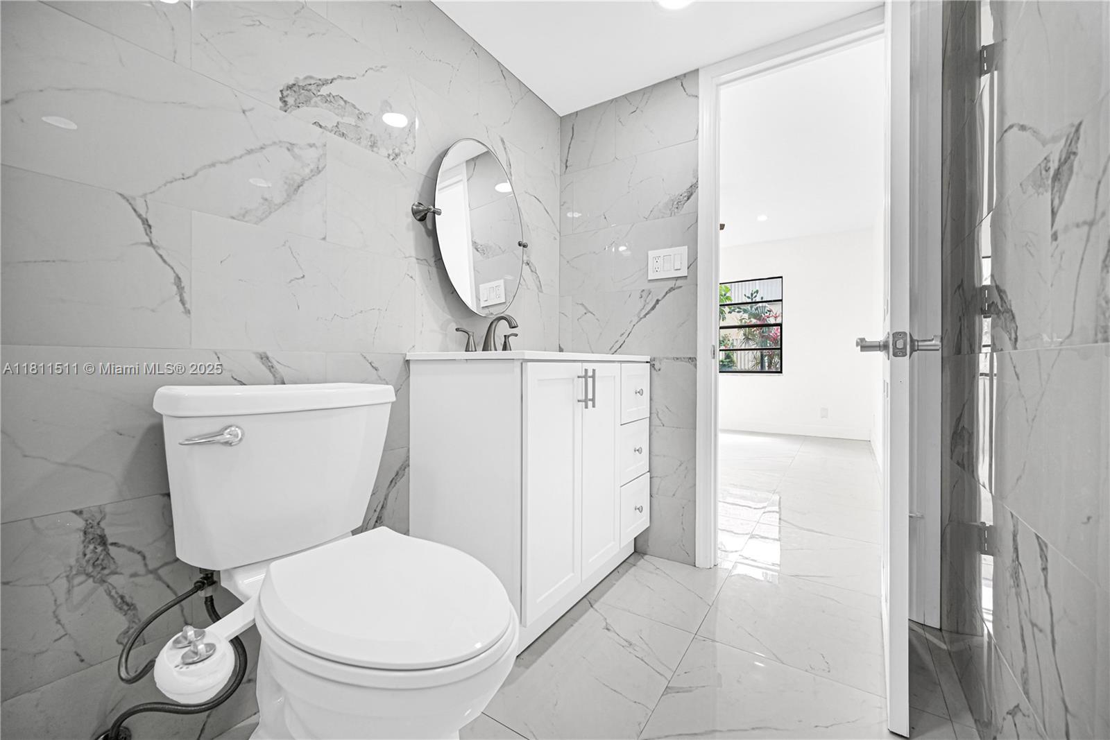 132 S Cypress Rd 518 Property Photo 25