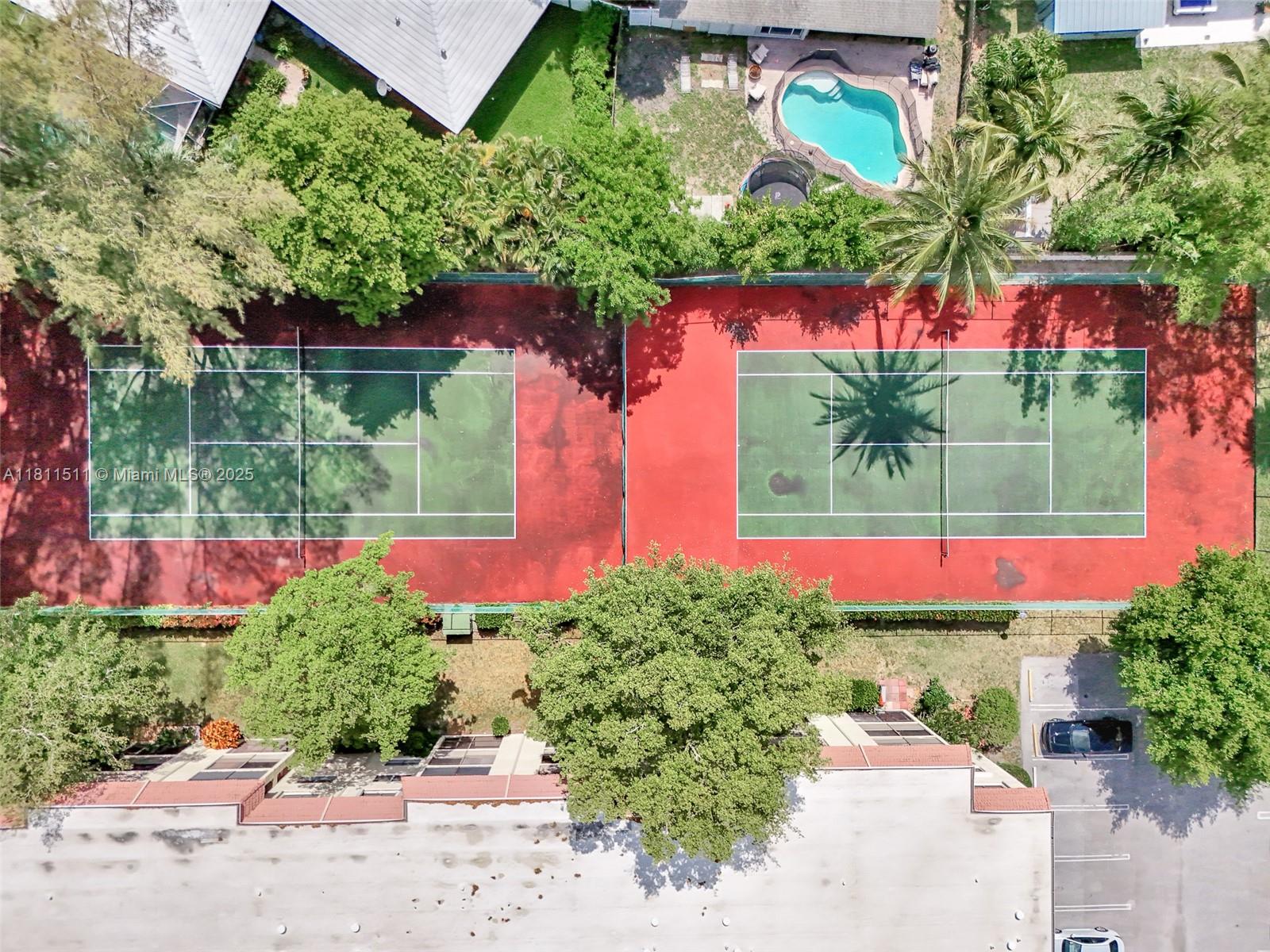 132 S Cypress Rd 518 Property Photo 36