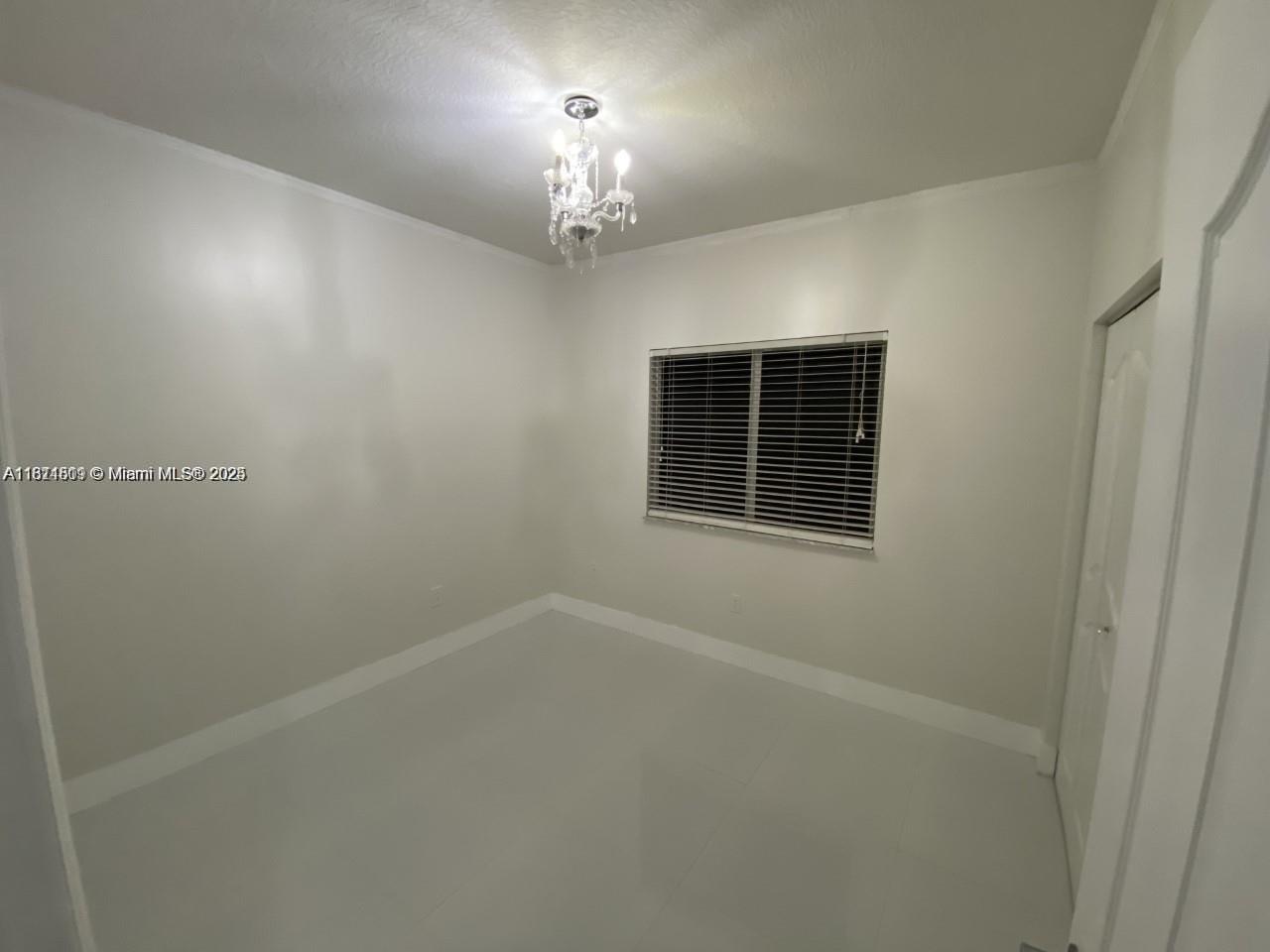 1371 Ne 42nd Ave Property Photo 18