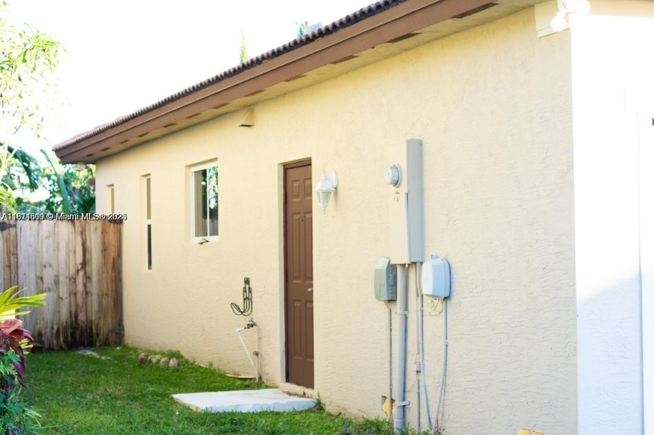 1371 Ne 42nd Ave Property Photo 25