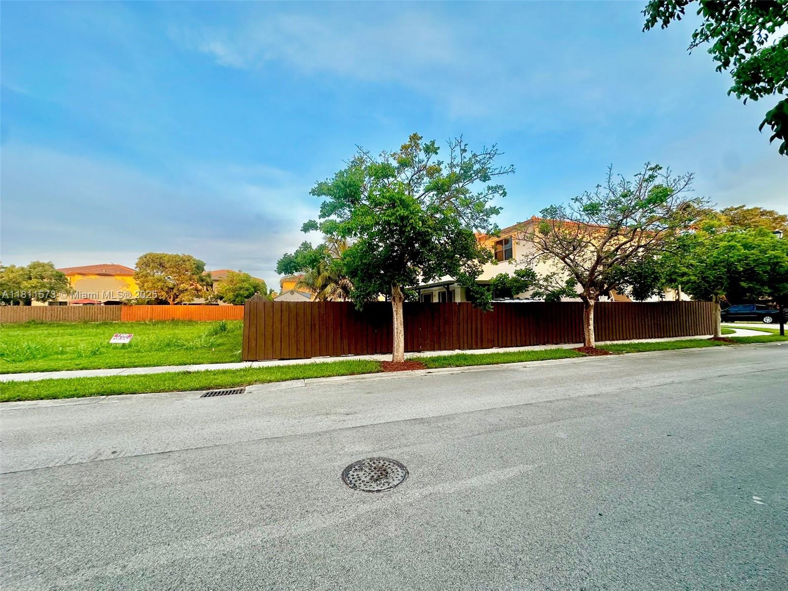 11497 Sw 242nd St Property Photo 4