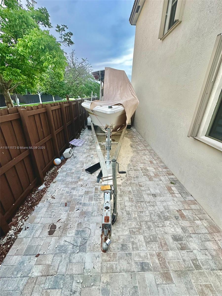 11497 Sw 242nd St Property Photo 7