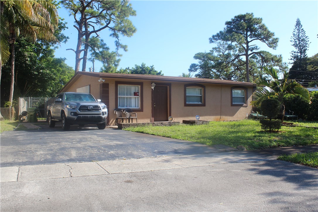4077 Sw 121st Ter Property Photo 56