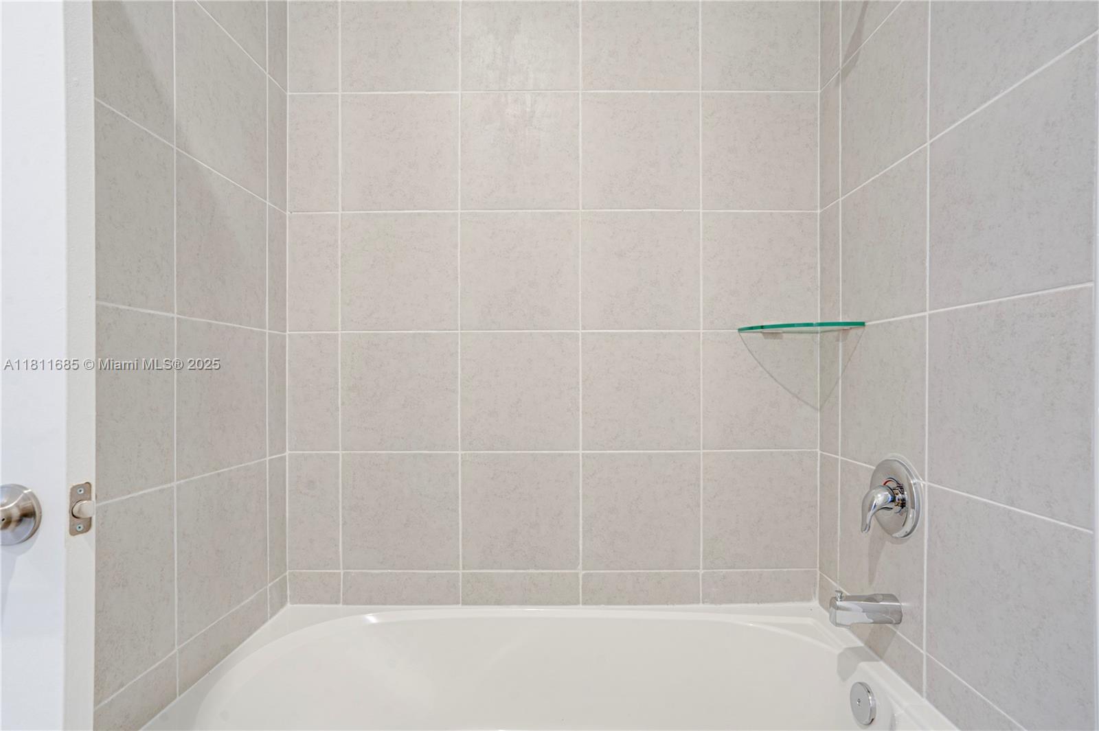 2425 Se 28th Ct 0 Property Photo 23
