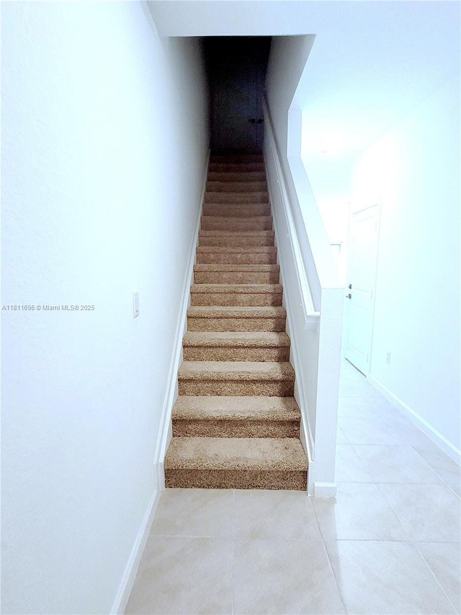 1131 Sw Ct 7 Property Photo 9