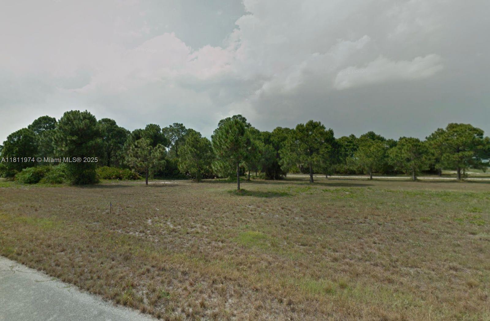 12 Rudder Property Photo 1