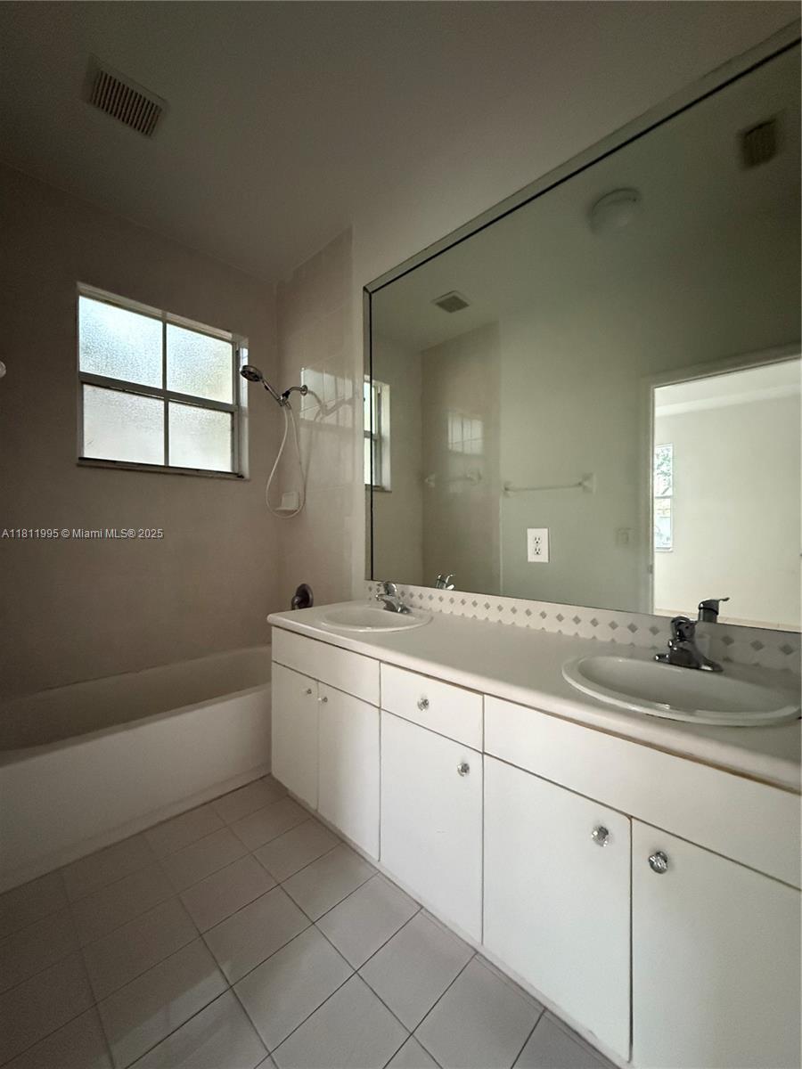 24301 Sw 107 Av Property Photo 12