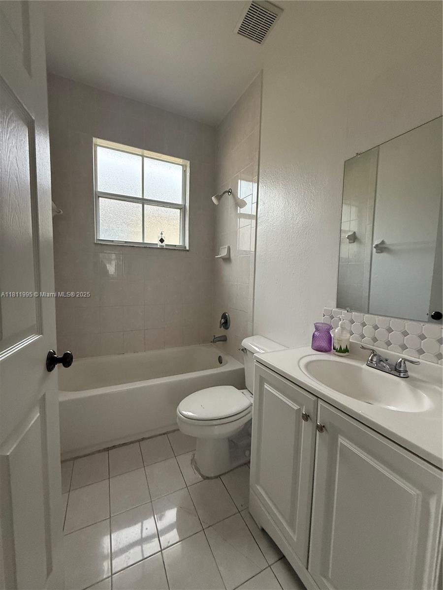 24301 Sw 107 Av Property Photo 18