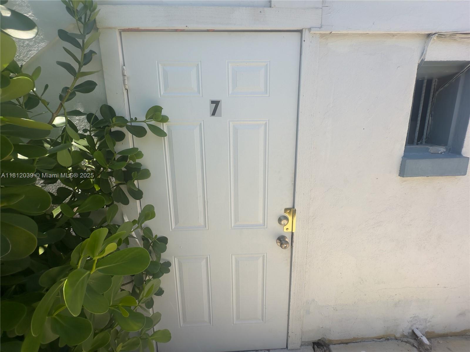 225 Ne 56th St 223-7 Property Photo 1