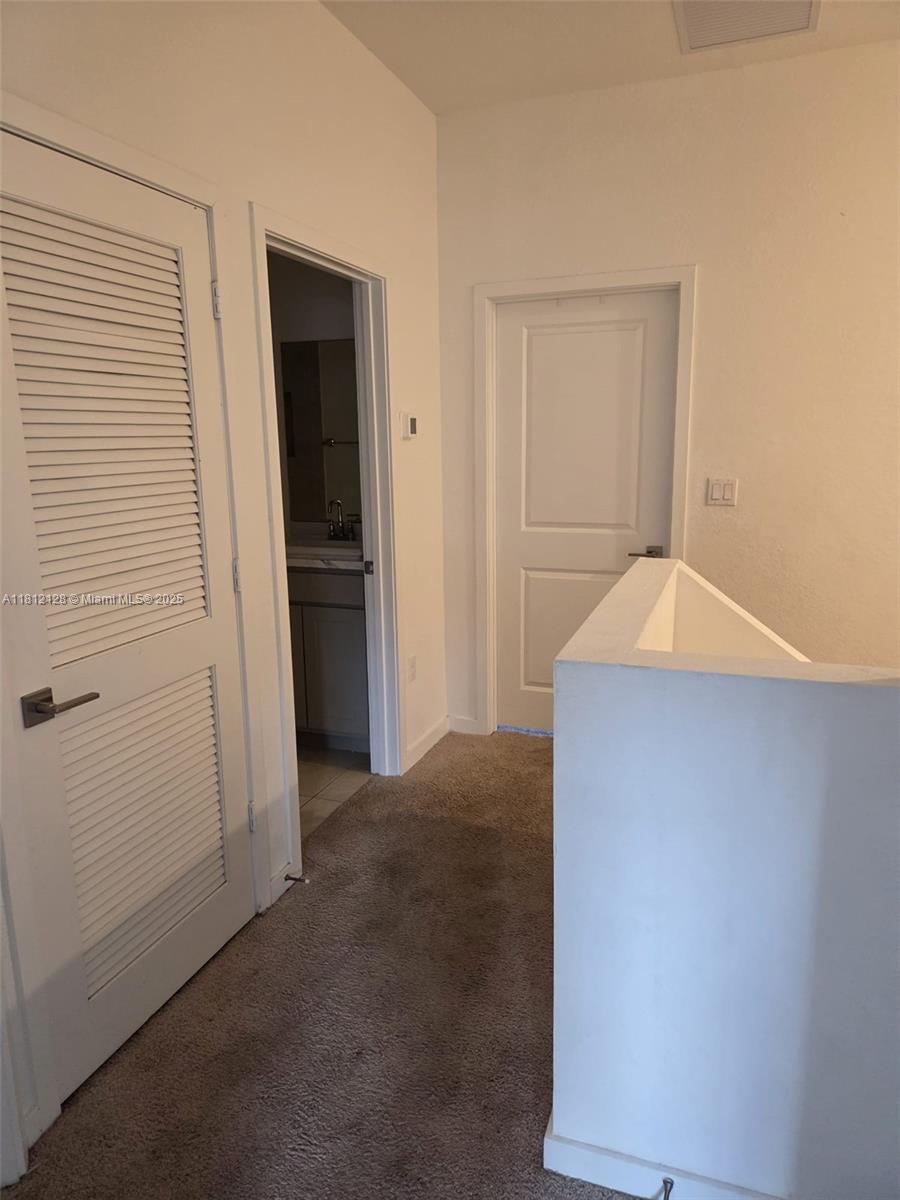 533 Ne 5th Pl Property Photo 11