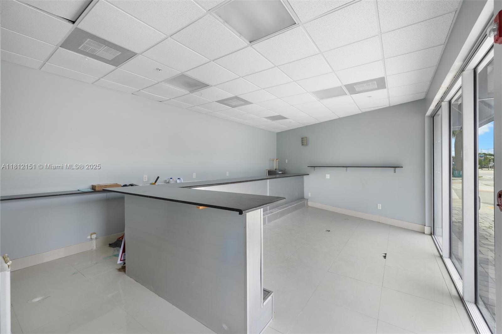 2500 Wilton Dr Property Photo 10