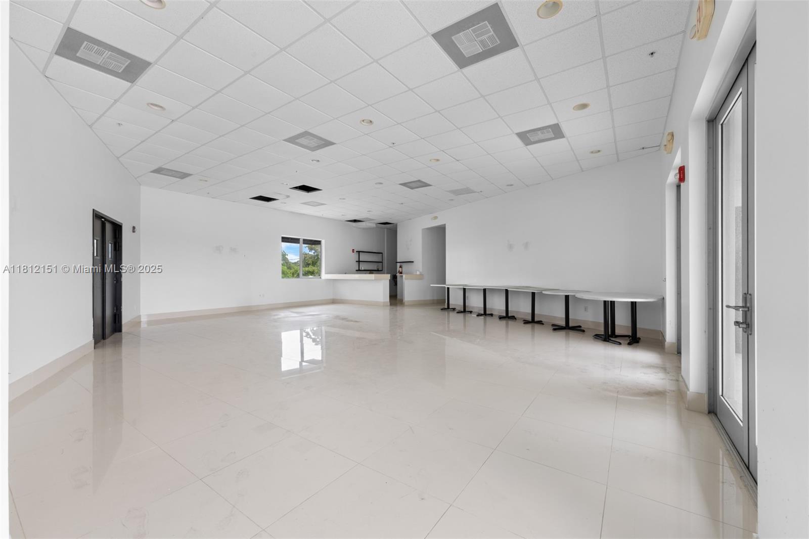 2500 Wilton Dr Property Photo 18