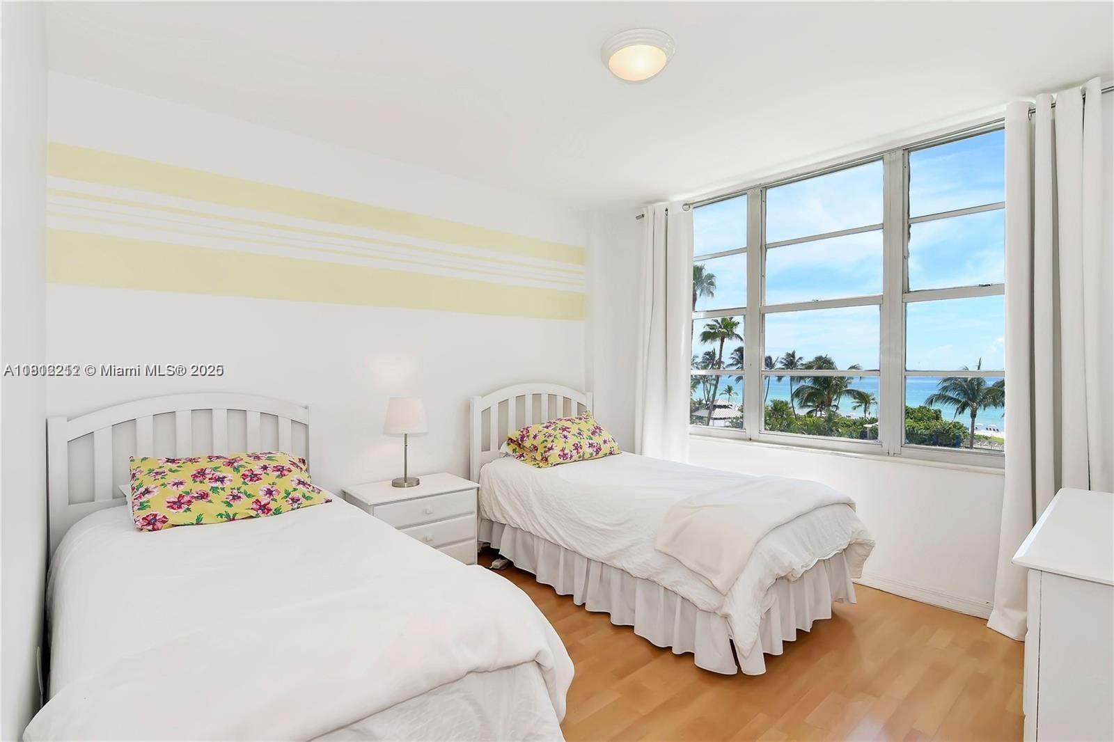 5151 Collins Ave 619 Property Photo 12