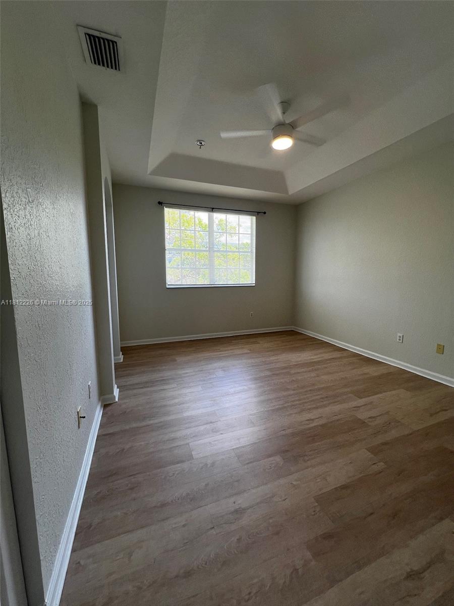 655 Ne 21st Ter 655 Property Photo 12