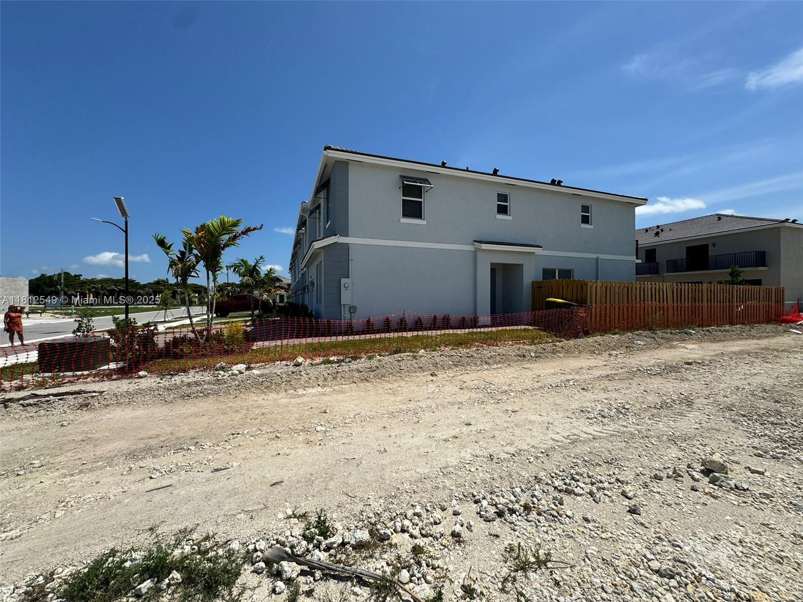142 Ne 14th Ter 0 Property Photo 4
