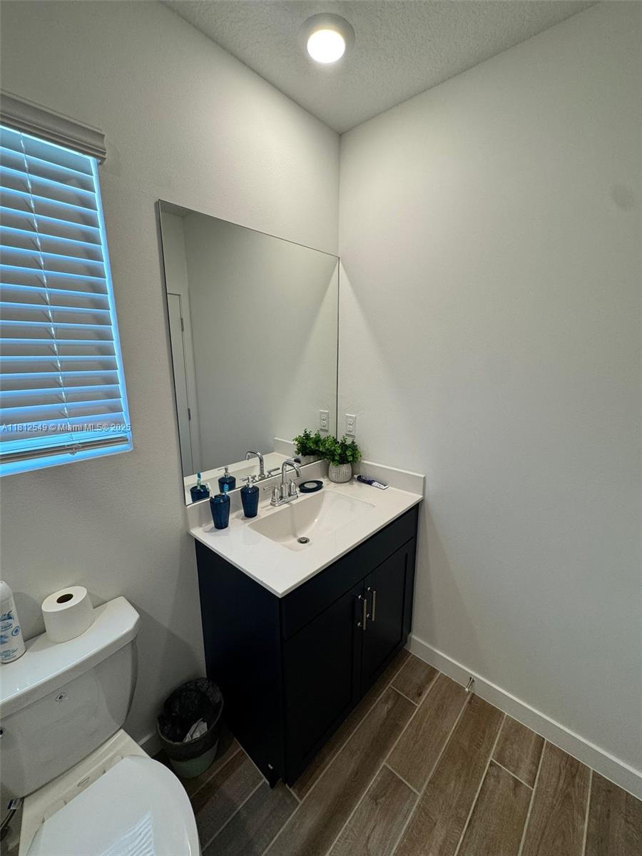 142 Ne 14th Ter 0 Property Photo 24