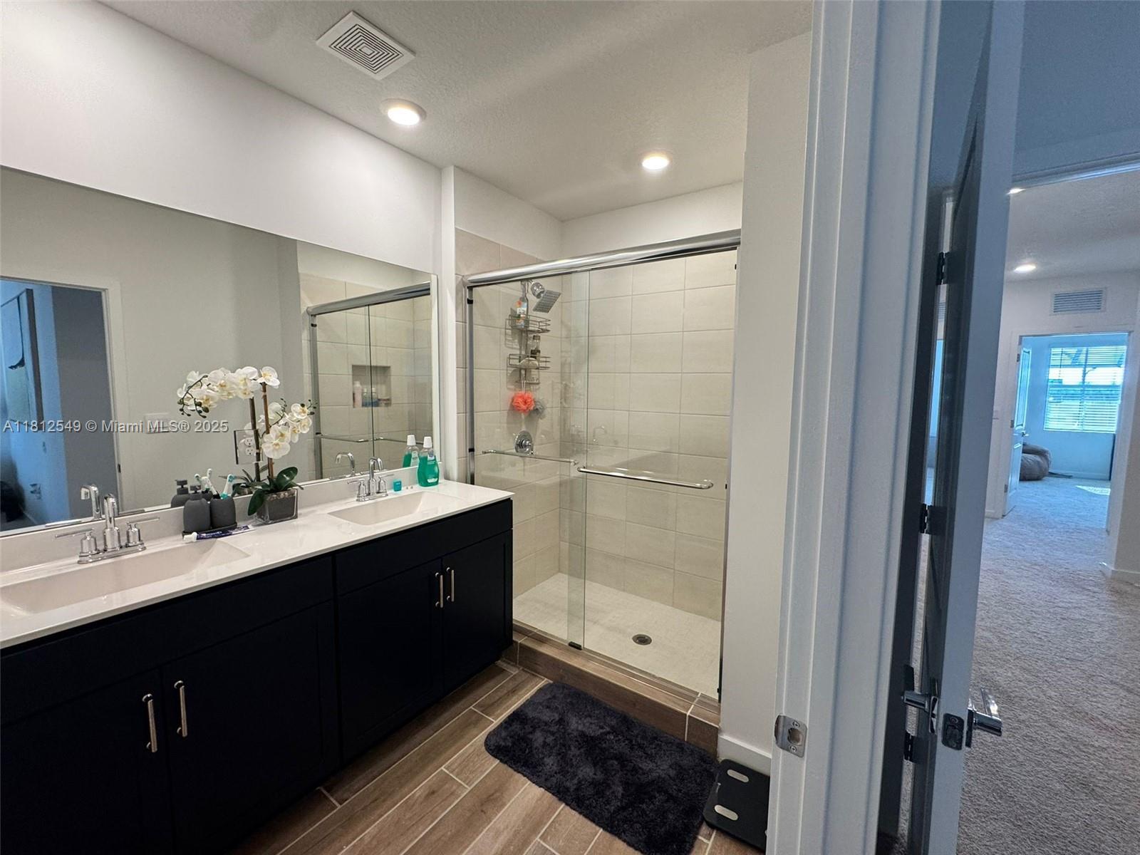 142 Ne 14th Ter 0 Property Photo 37