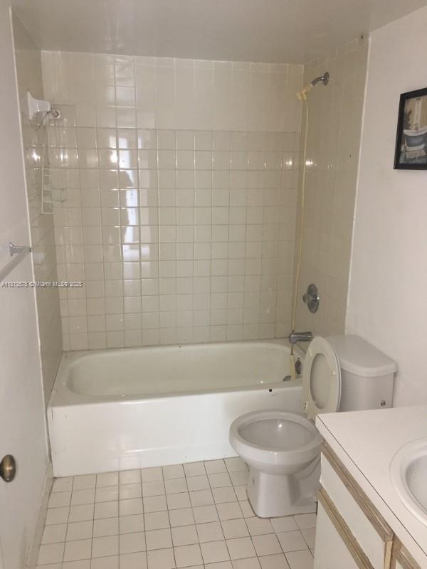 1061 Jefferson Dr 1061b Property Photo 17