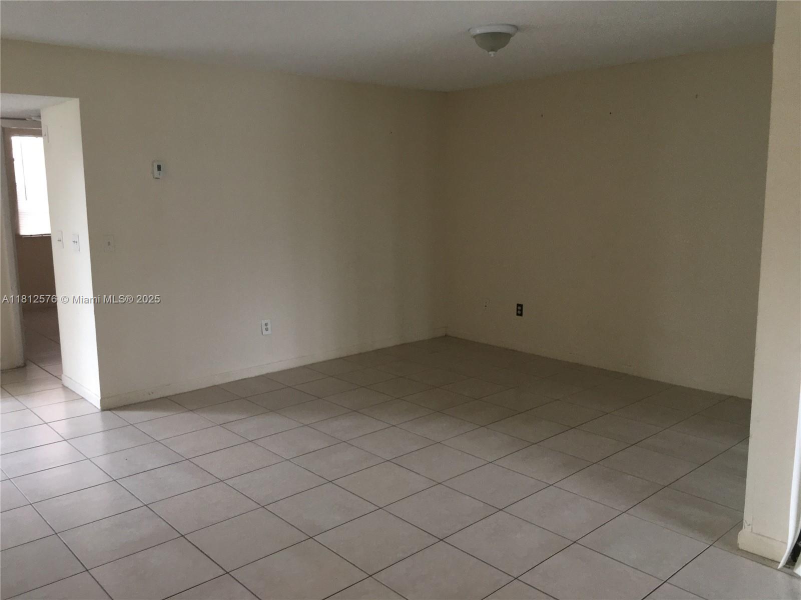 1061 Jefferson Dr 1061b Property Photo 25