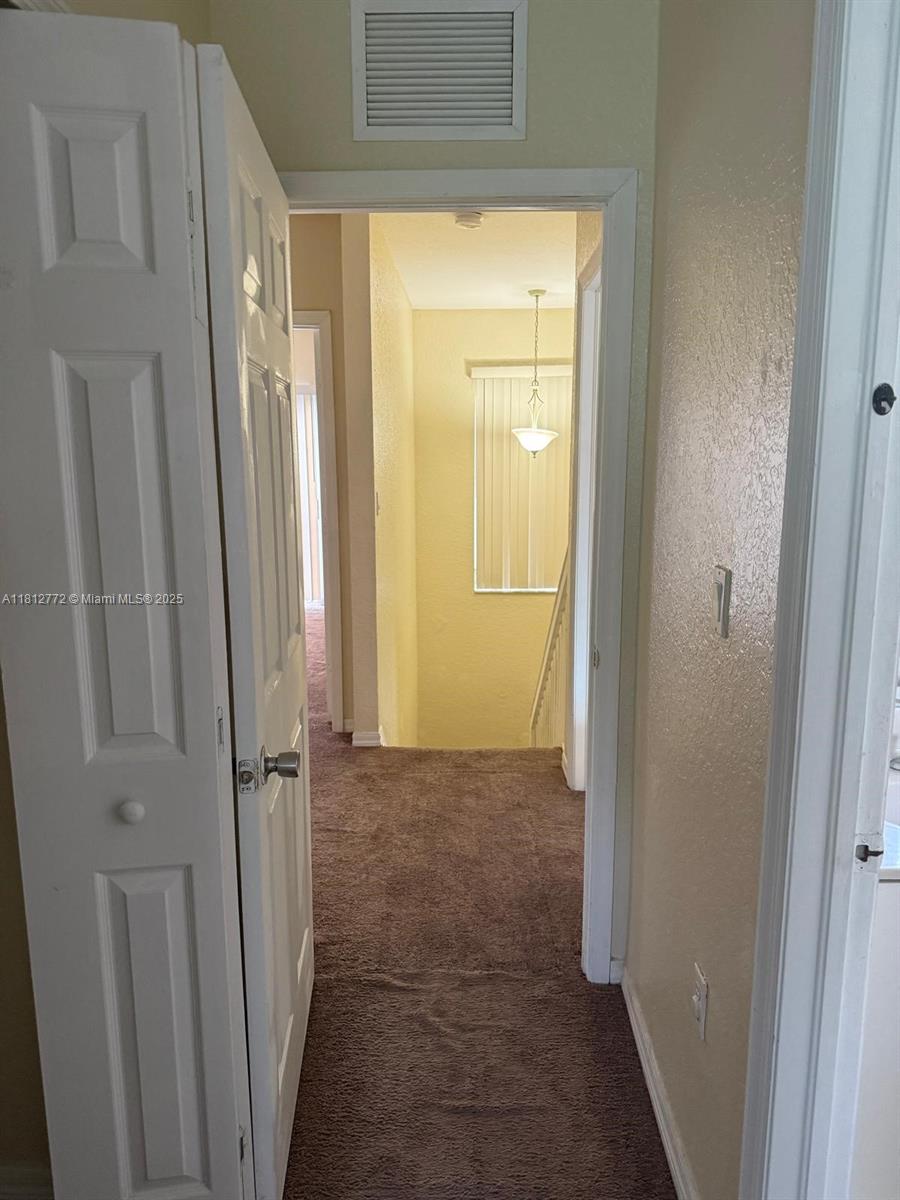 940 Sw 6th Ct Property Photo 12
