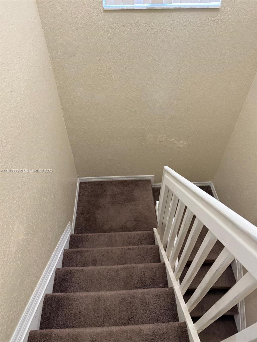 940 Sw 6th Ct Property Photo 14