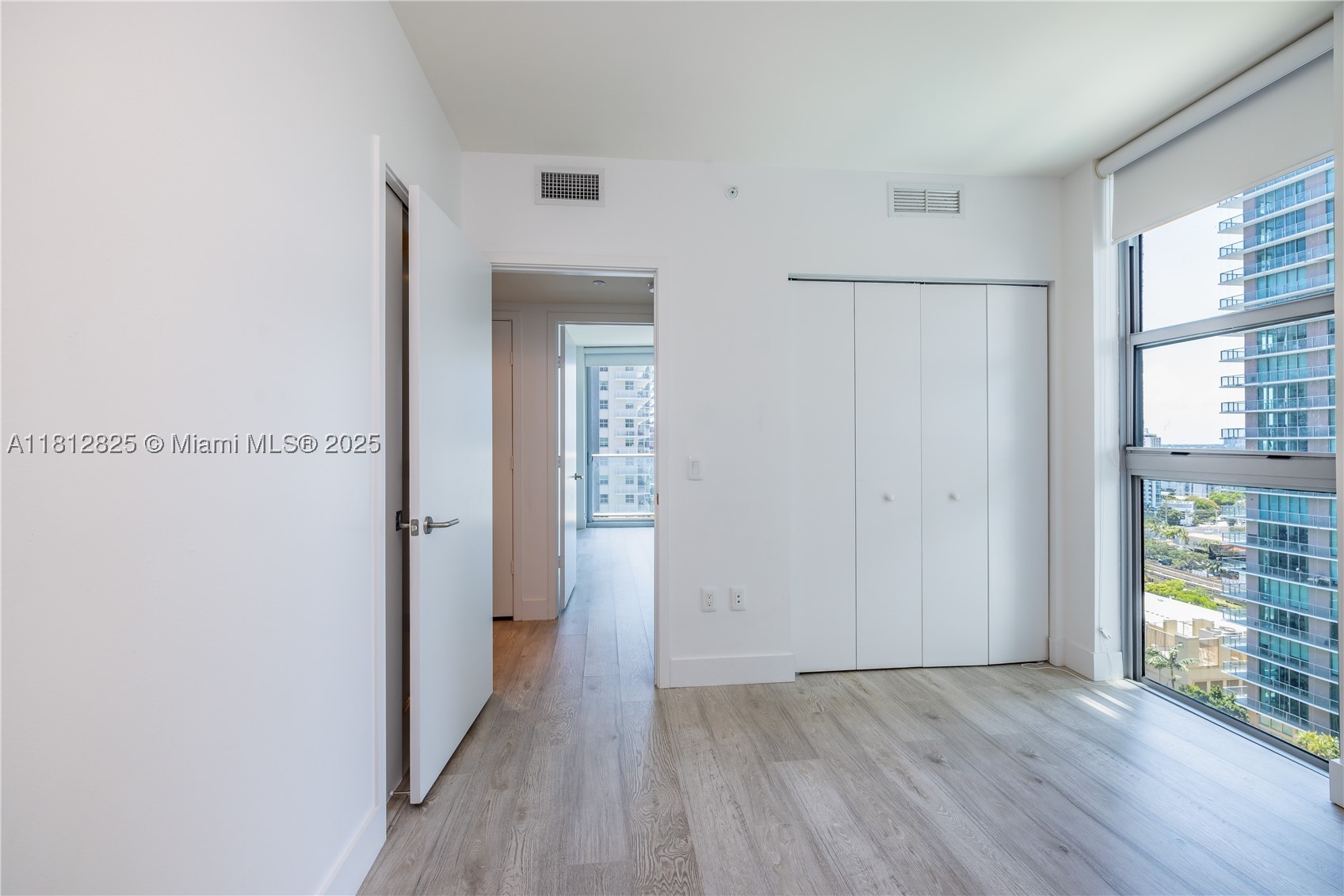 1100 S Miami Ave 1704 Property Photo 15