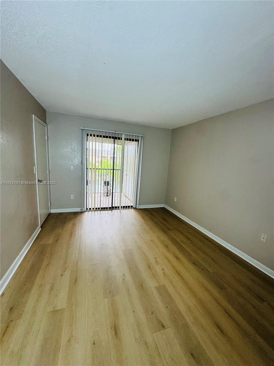 1071 Adams Ave 1071e Property Photo 7