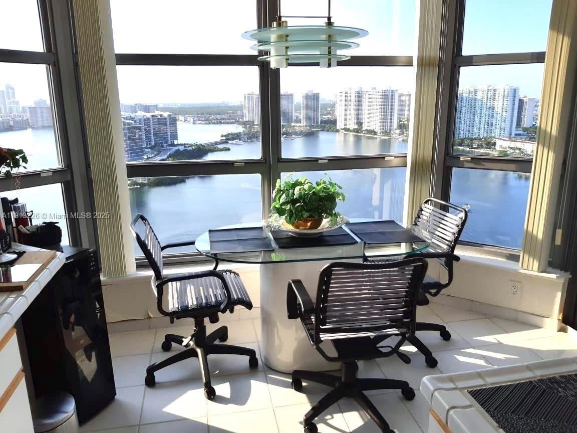 3530 Mystic Pointe Dr 3001 Property Photo 6