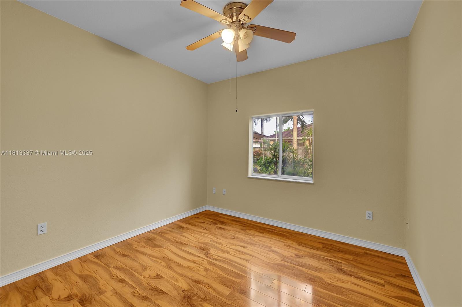 706 Se 13th Ter Property Photo 18