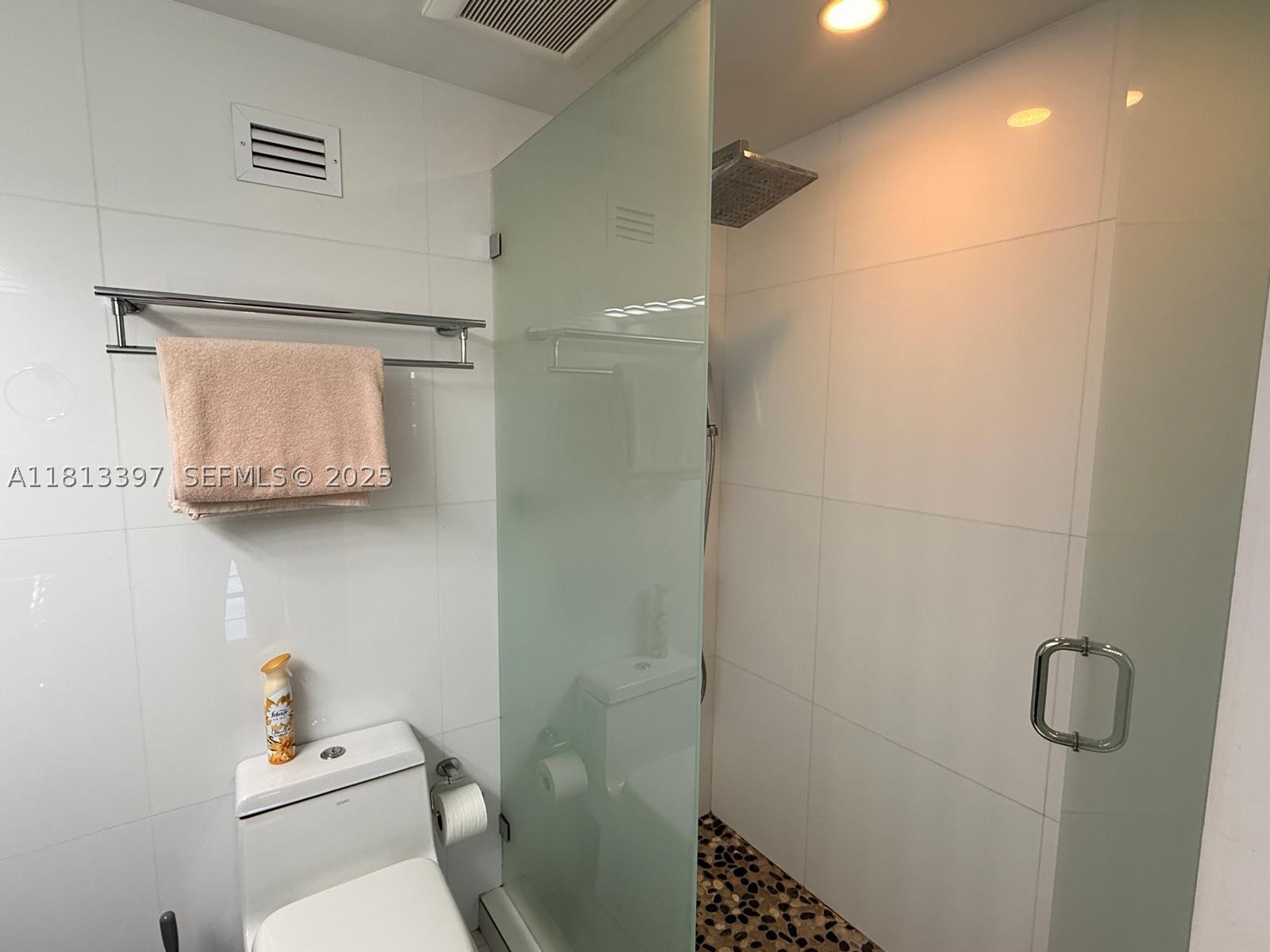 100 Lincoln Rd 1214 Property Photo 4