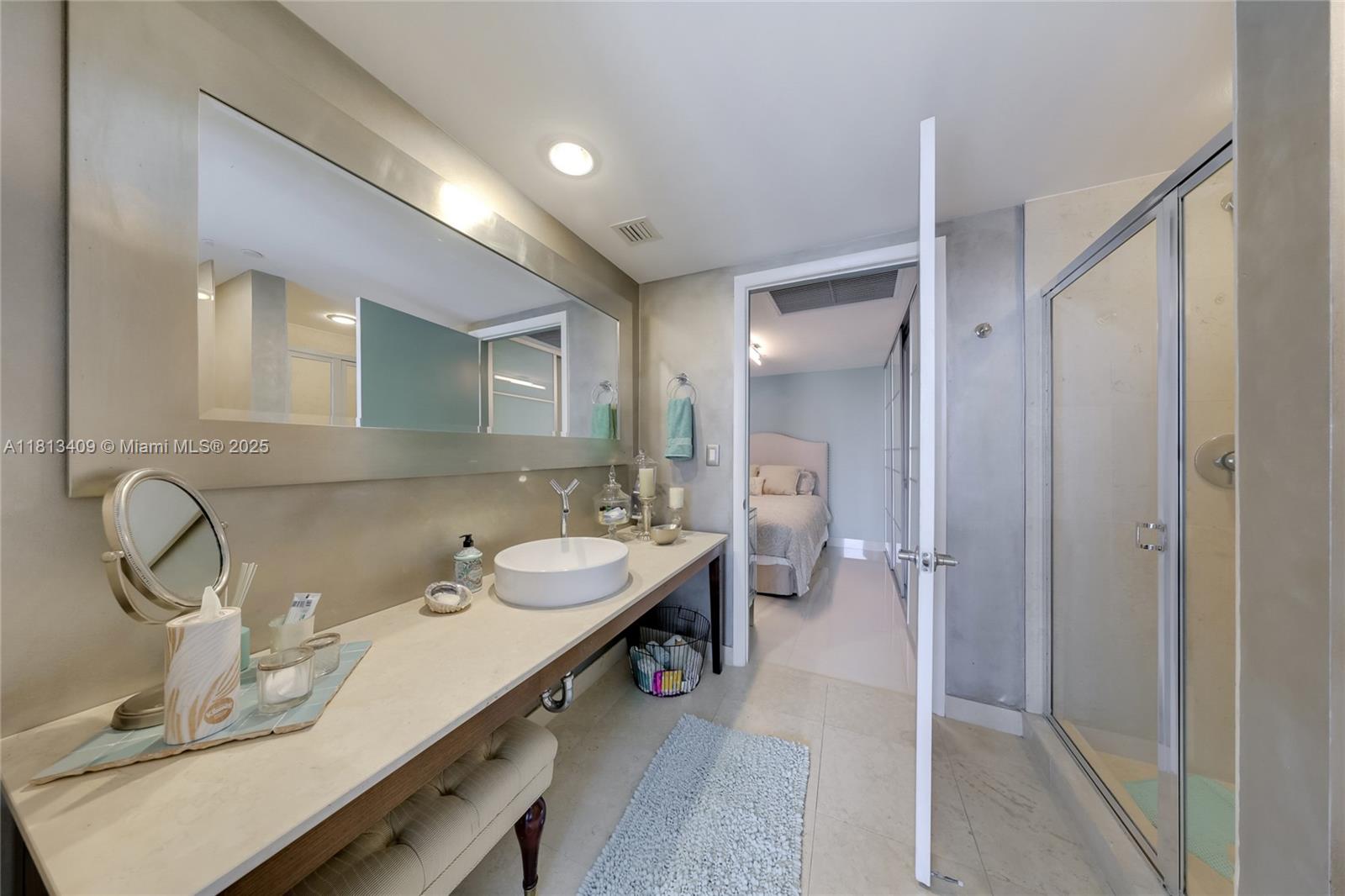 465 Brickell Ave 1019 Property Photo 11