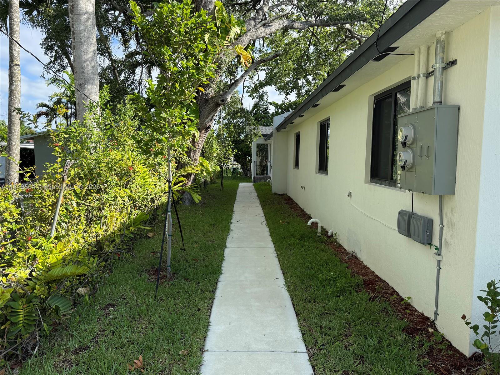 210 Sw 3rd Property Photo 6