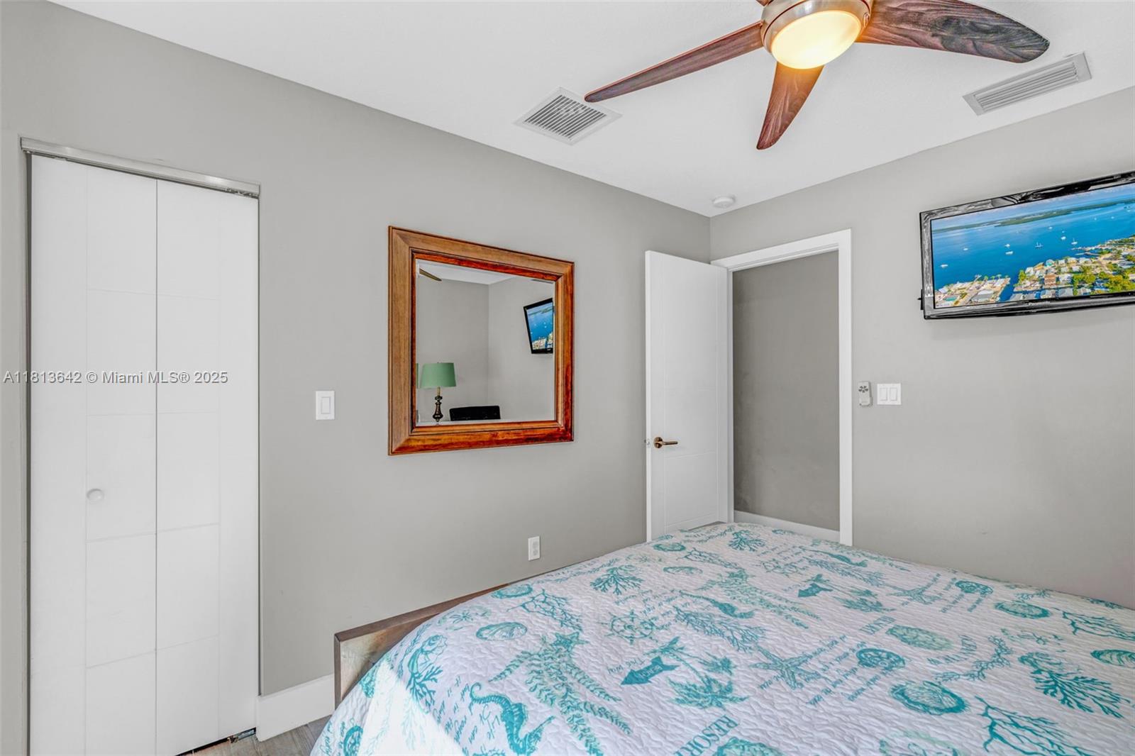 19 Ave D Property Photo 16