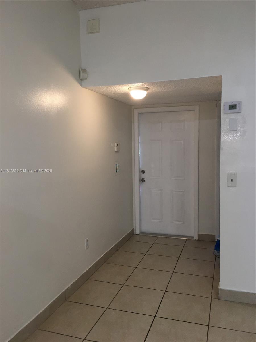 1303 S Liberty Ave 1303d Property Photo 4