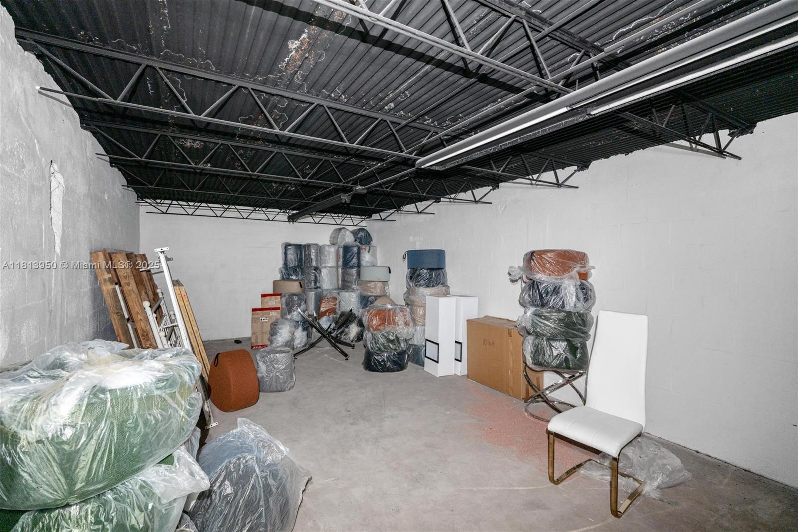 1500 E Commercial Blvd Property Photo 22
