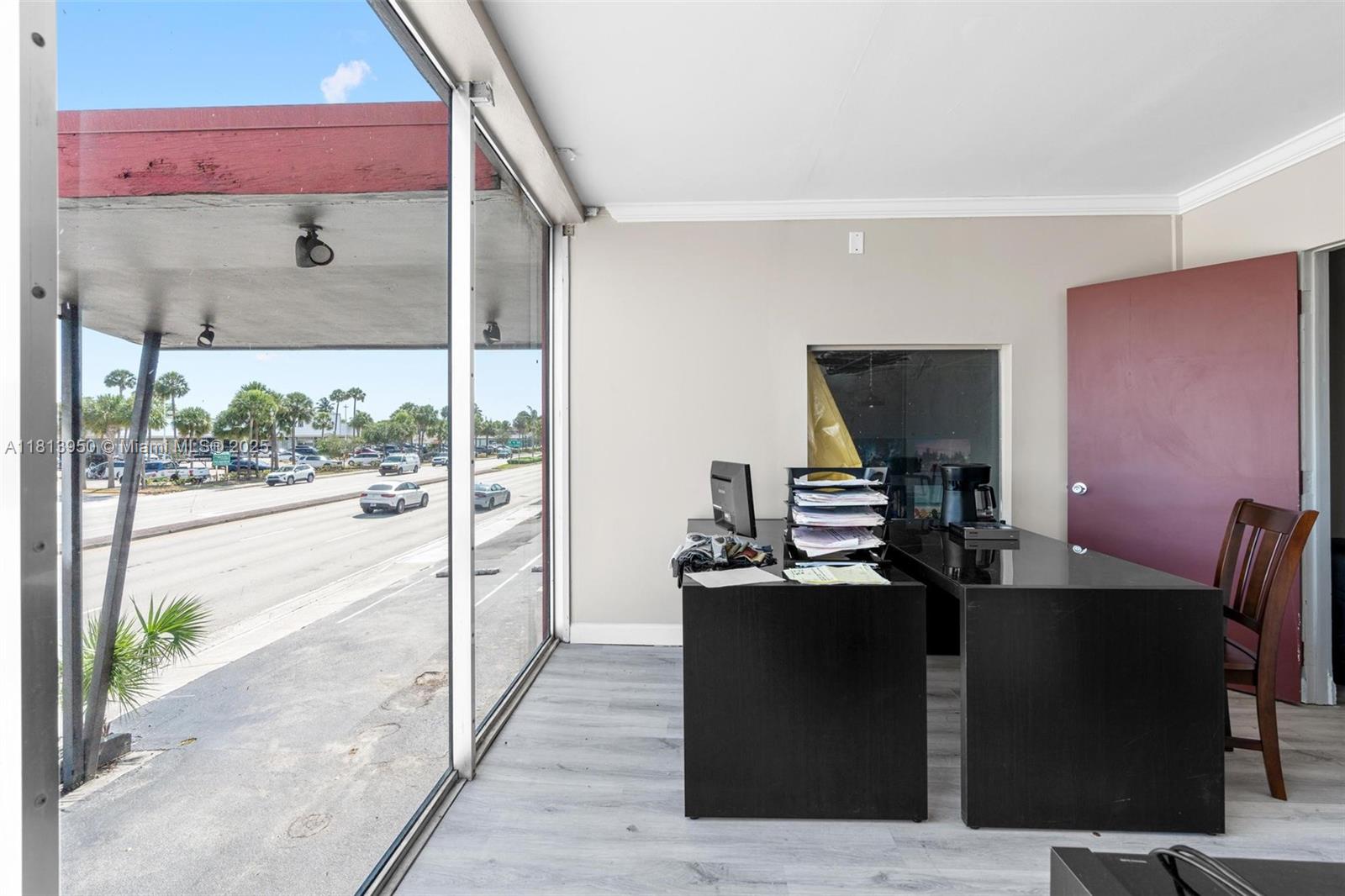 1500 E Commercial Blvd Property Photo 36