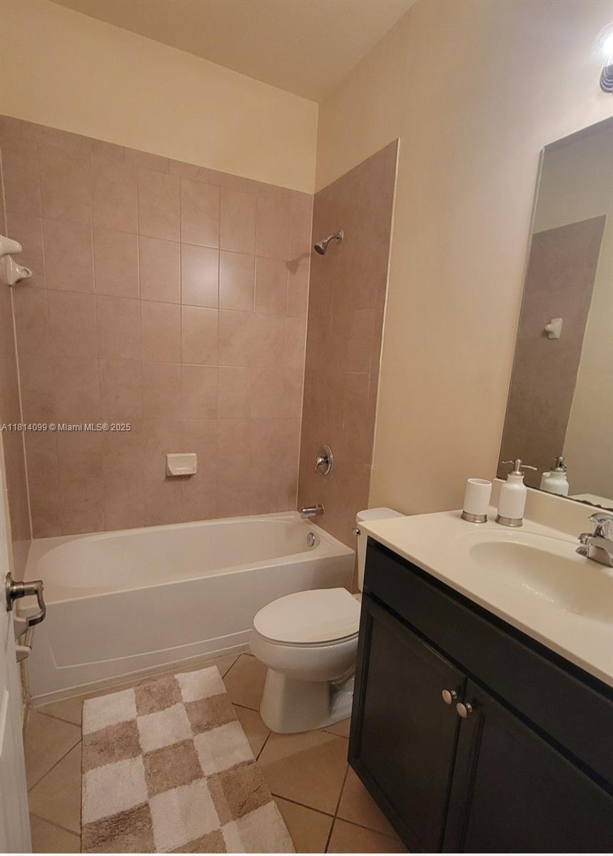 443 Se 32nd Ter Property Photo 21