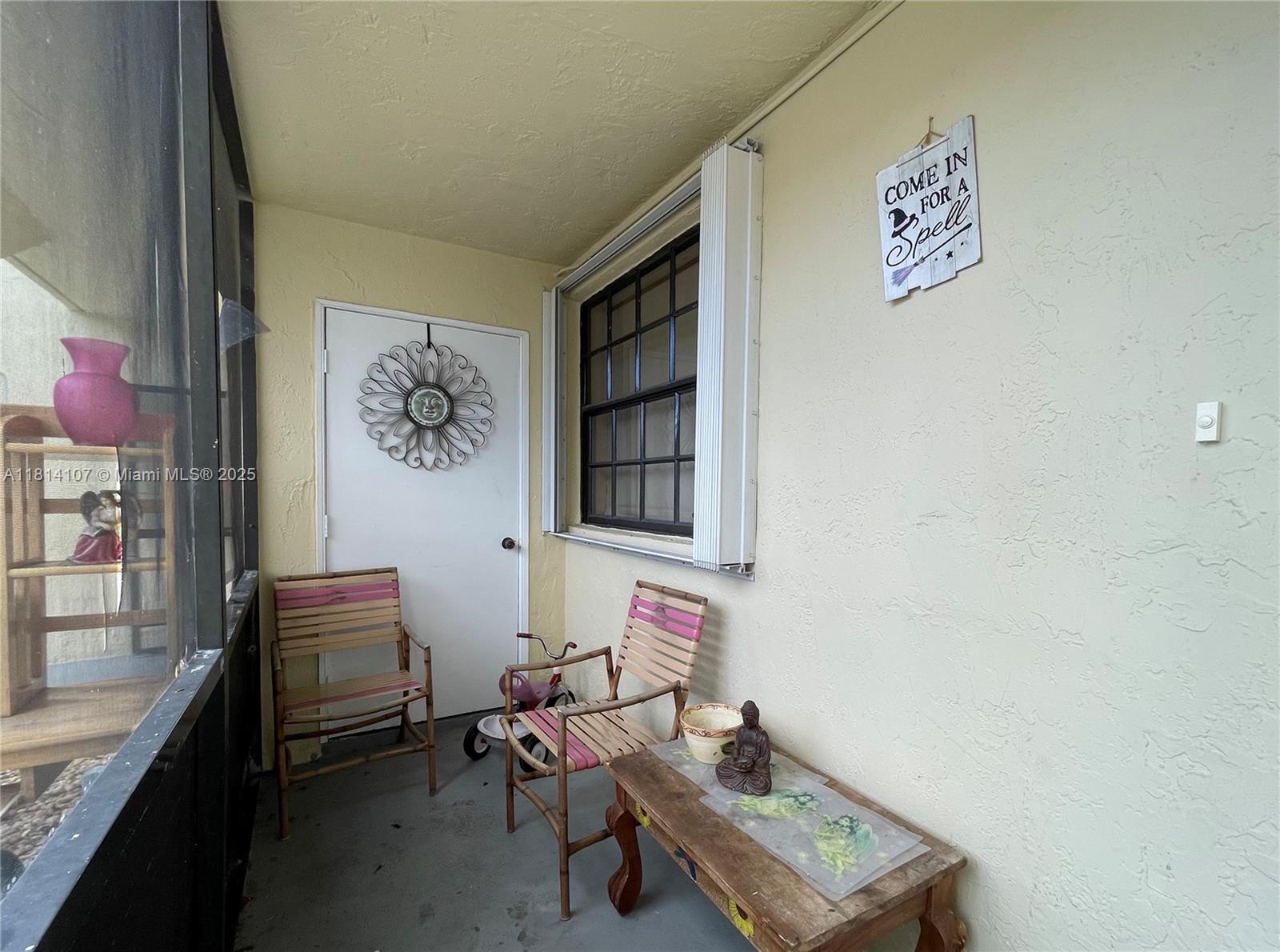 1150 N Liberty Ave K Property Photo 4