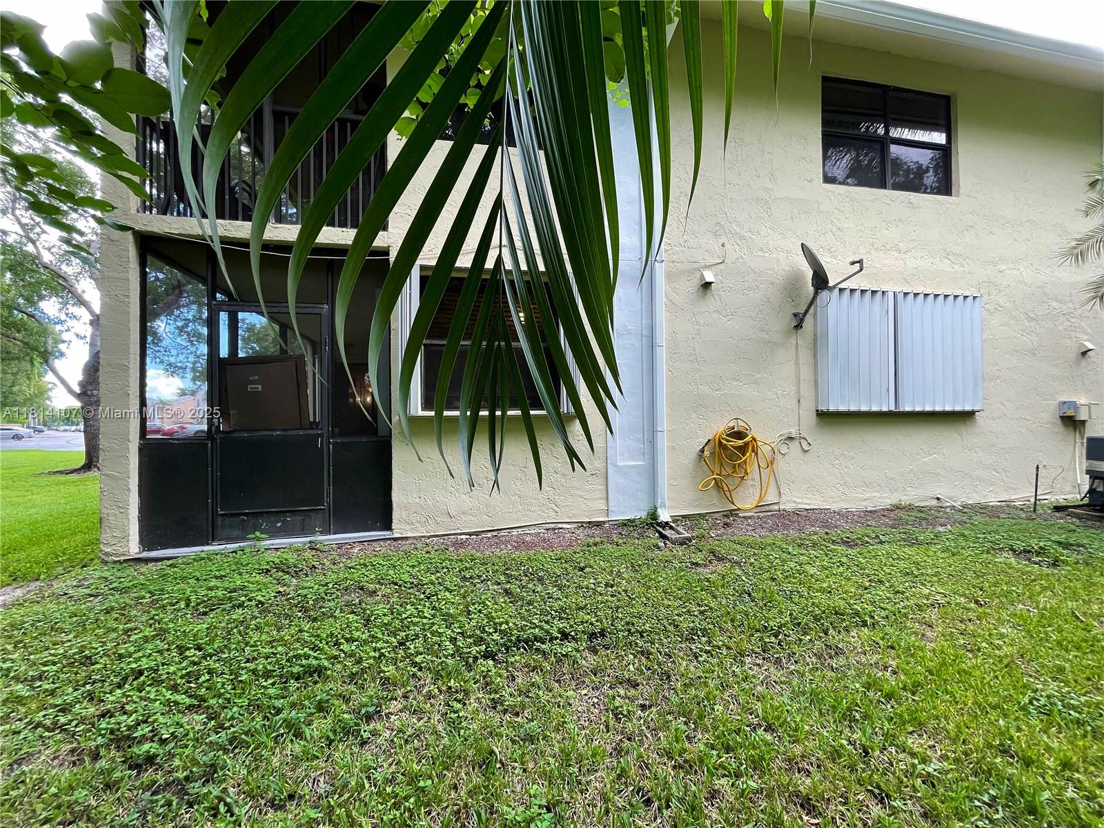 1150 N Liberty Ave K Property Photo 19