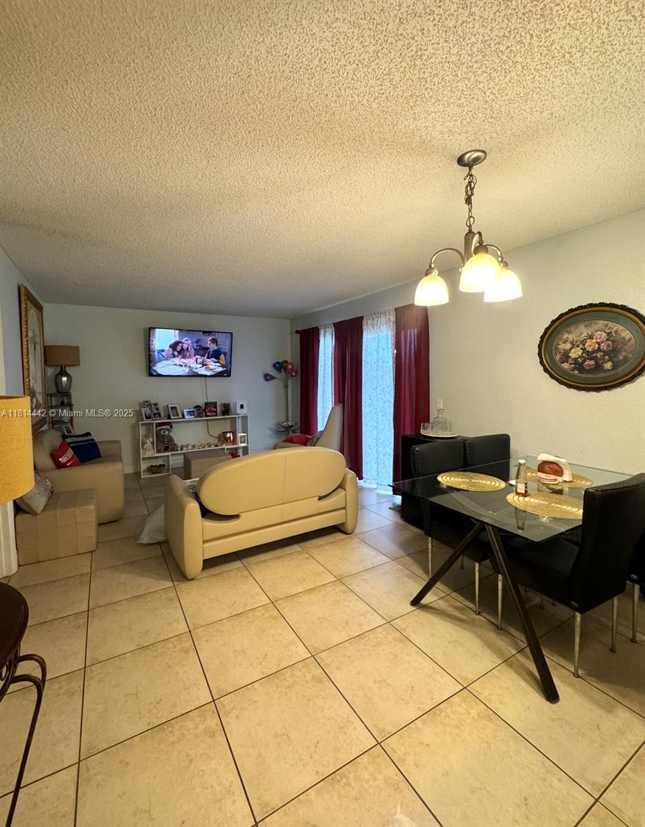 1484 Lake Crystal Dr E Property Photo 5