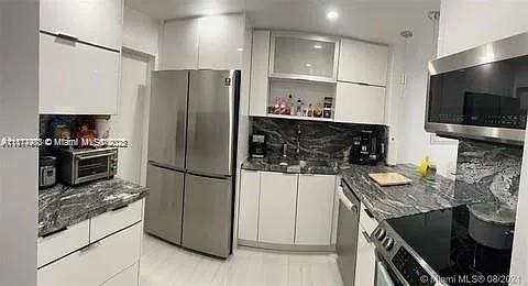 1801 S Ocean Dr 1040 Property Photo 1