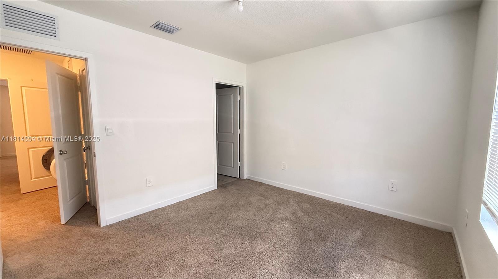 322 Ne 1st Dr Property Photo 16