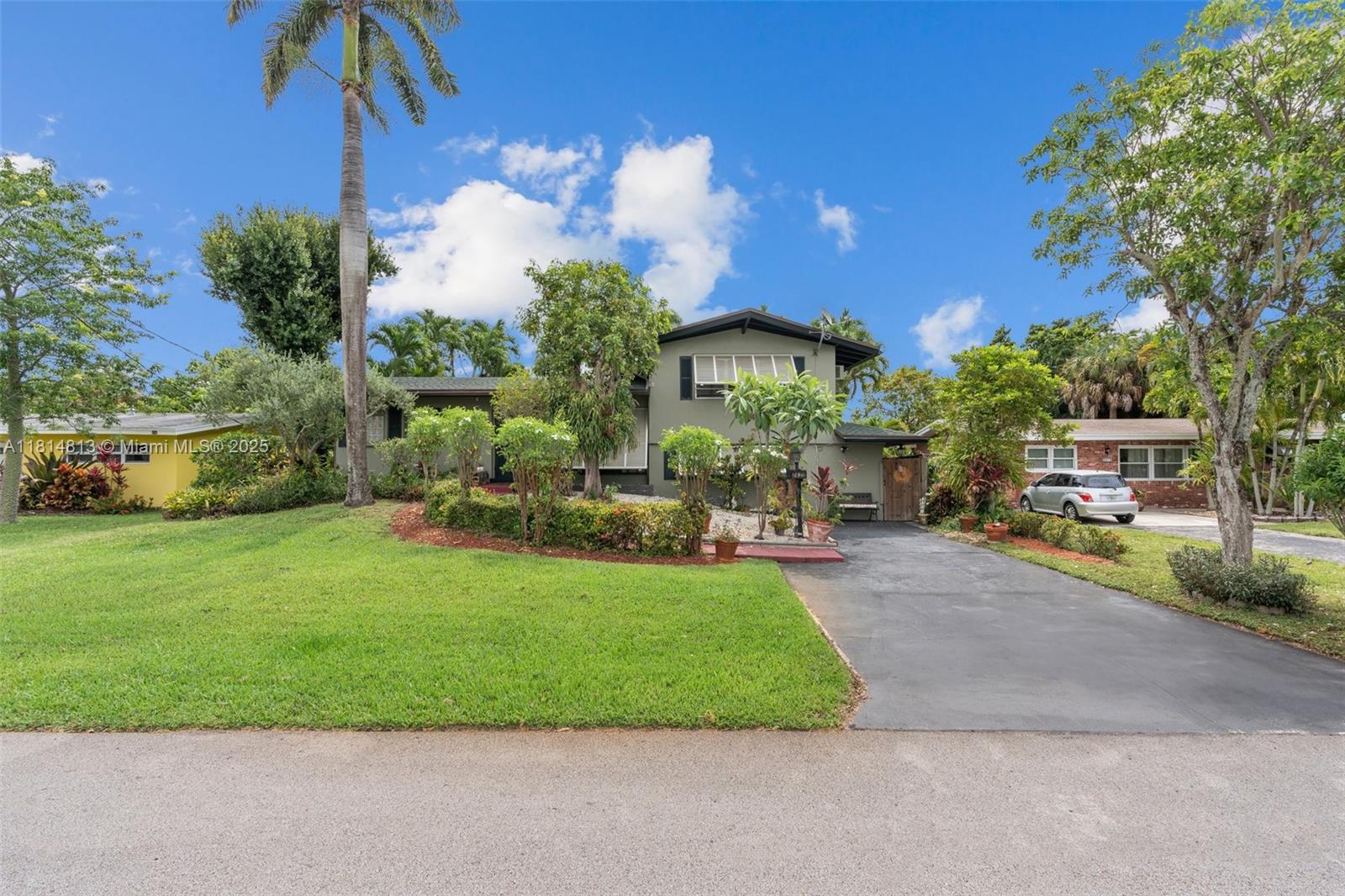 2472 Andros Ln Property Photo 1