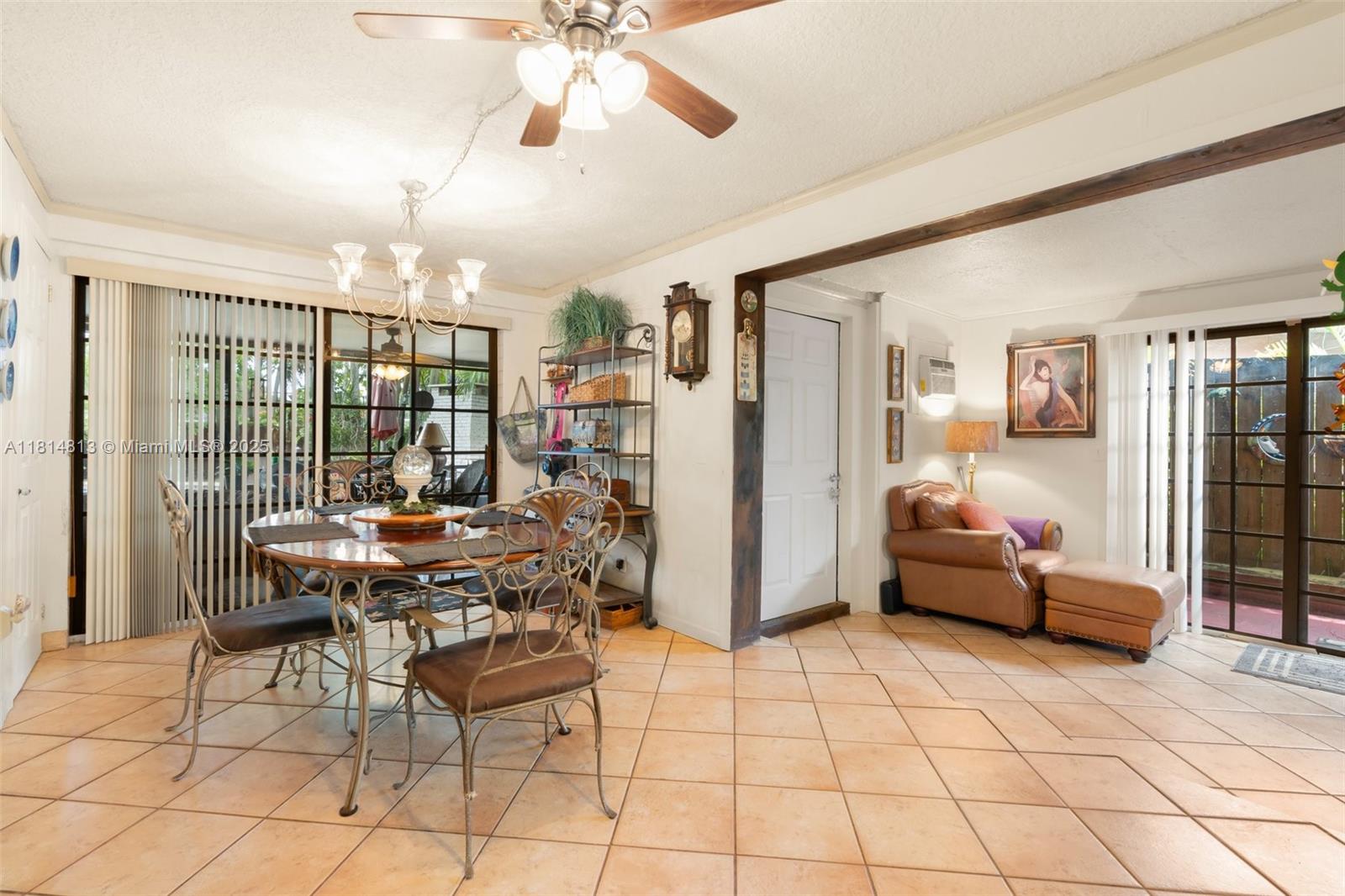 2472 Andros Ln Property Photo 9