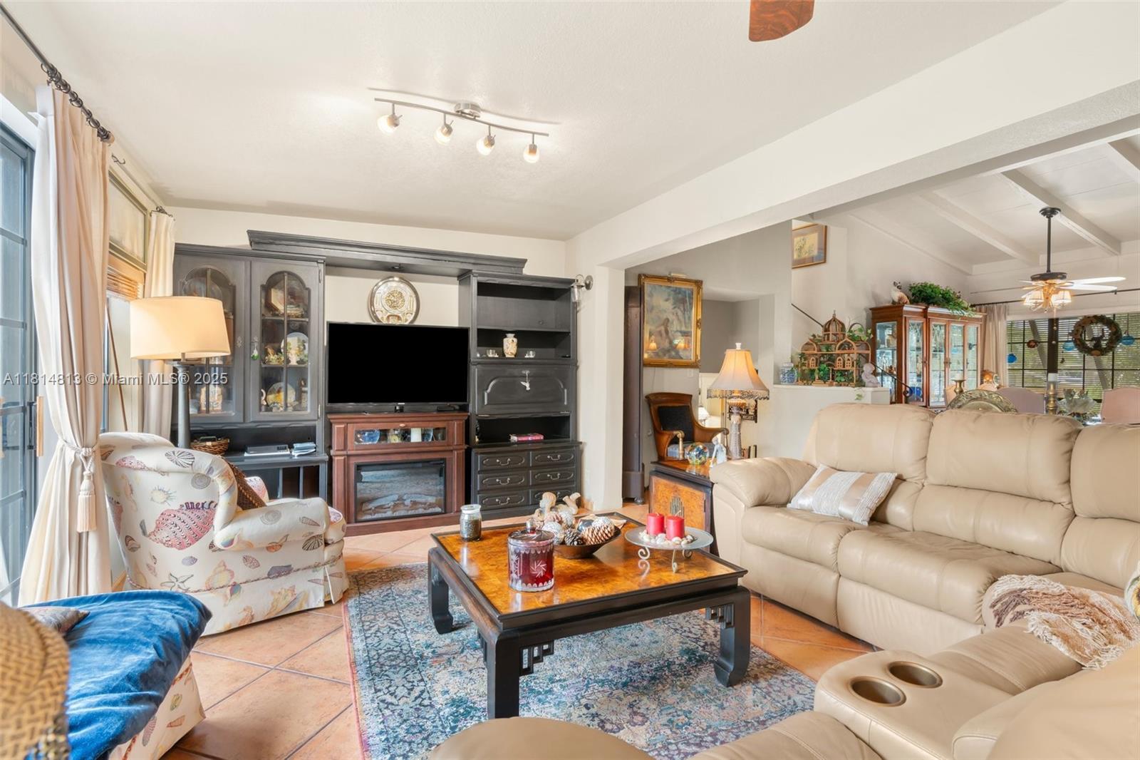 2472 Andros Ln Property Photo 17