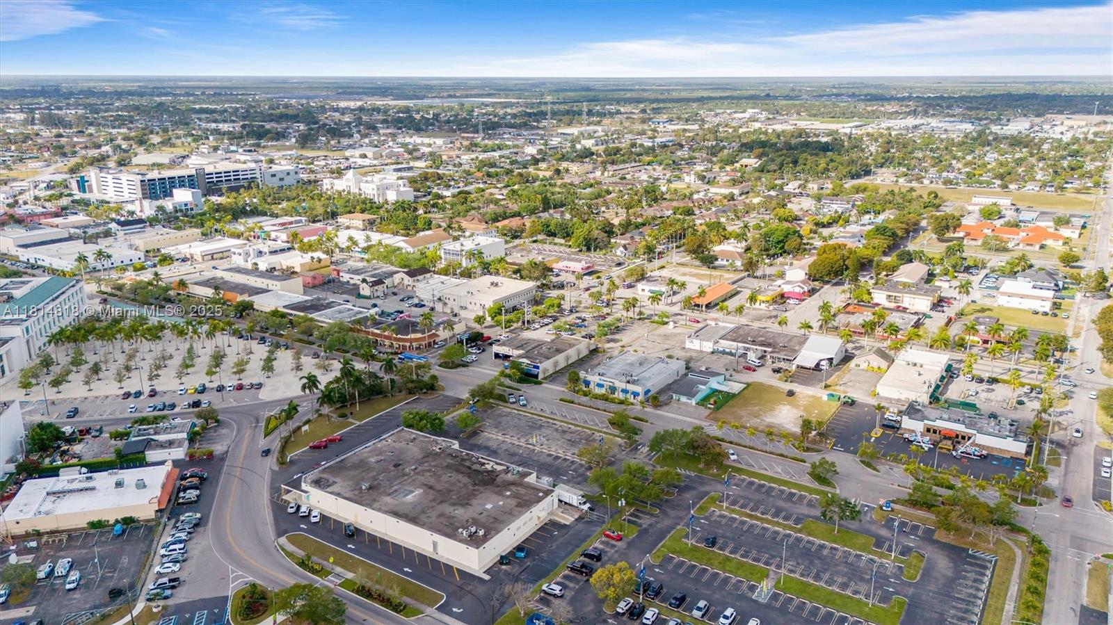 A11814818 Property Photo 18